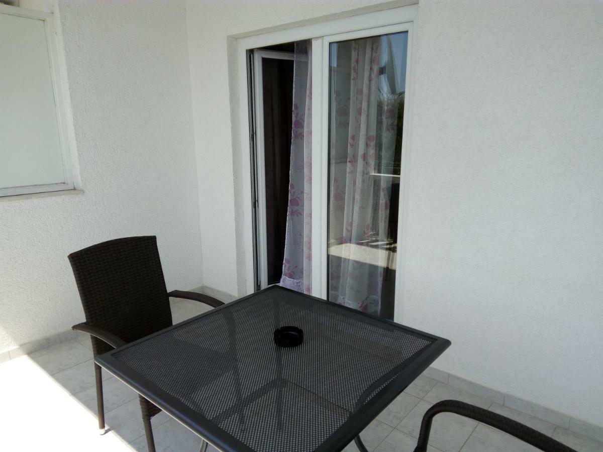 Apartmani Mileta *