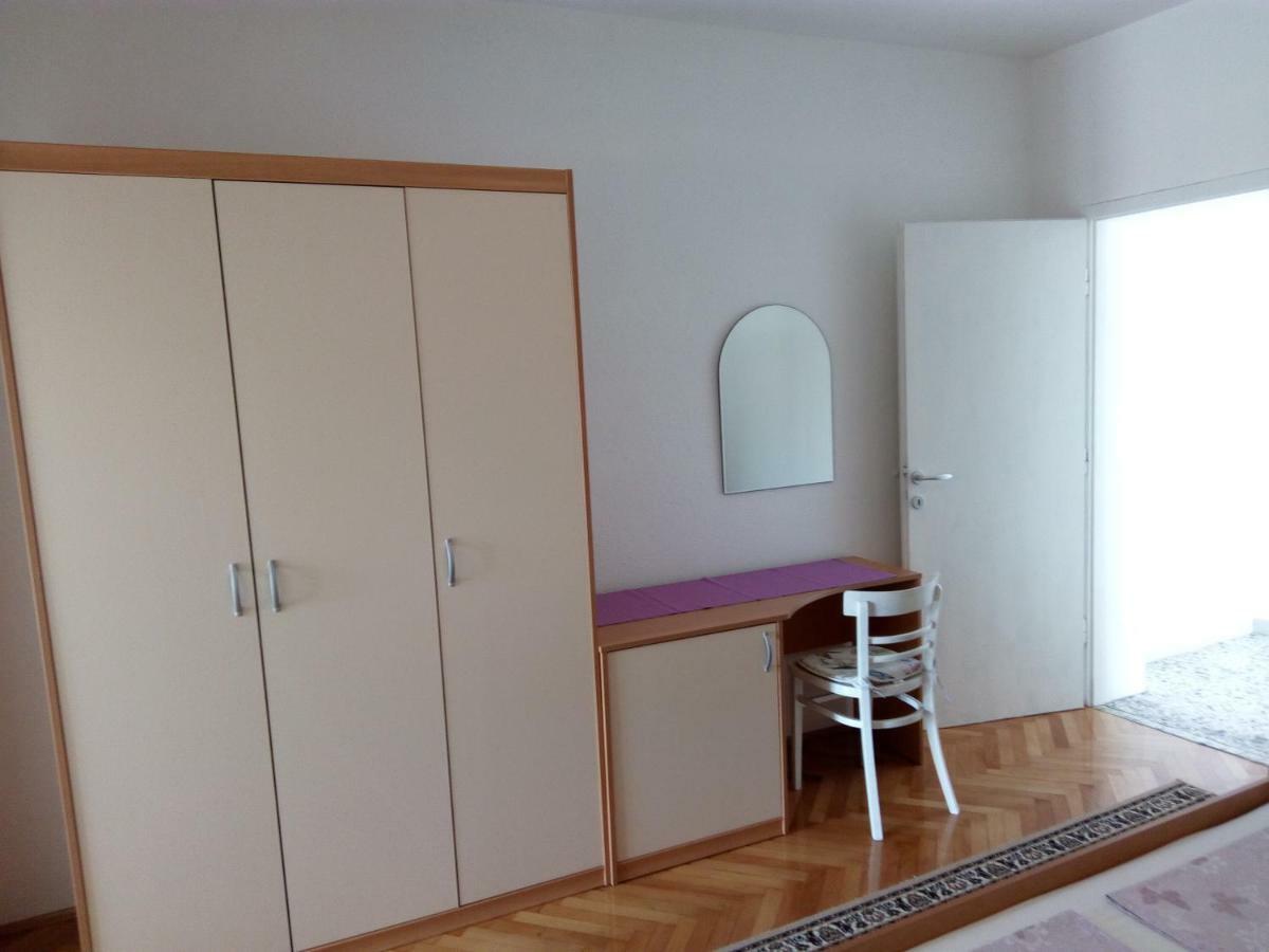Apartment Apartmani Mileta Makarska